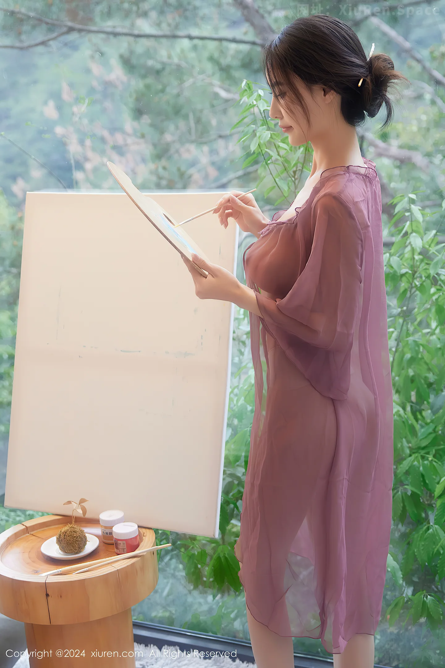 图片[2]-[XiuRen秀人网]VOL.8687 模特Lingyu69性感紫色轻透连衣裙配白丝袜秀丰腴身材诱惑写真86P-秀人网官方网站